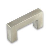 Immagine di maniglie s-1585 mm. 64 inox satin 79 a:15 h:40 int:64                                                                                           