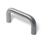 Immagine di maniglie s-901 mm. 64 inox satin 74 a:10 h:35 int:64                                                                                           