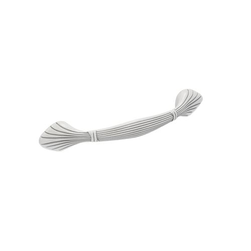 Immagine di Maniglia per mobili HZ0503 interasse mm 128 in lega di zinco royal bianco patina argento 