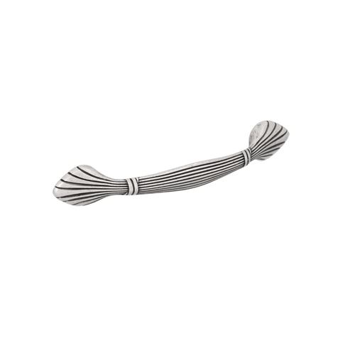 Immagine di Maniglia per mobili HZ0503 interasse mm 96 in lega di zinco argento vecchio brillante 